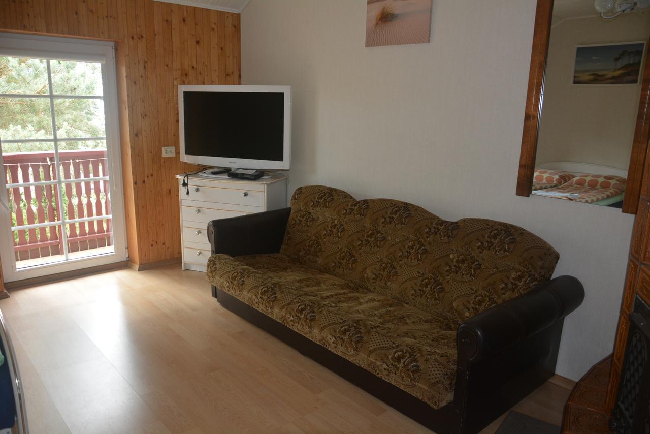נידה Guesthouse "Nakvyne Pas Zveja" Purvynes Street מראה חיצוני תמונה