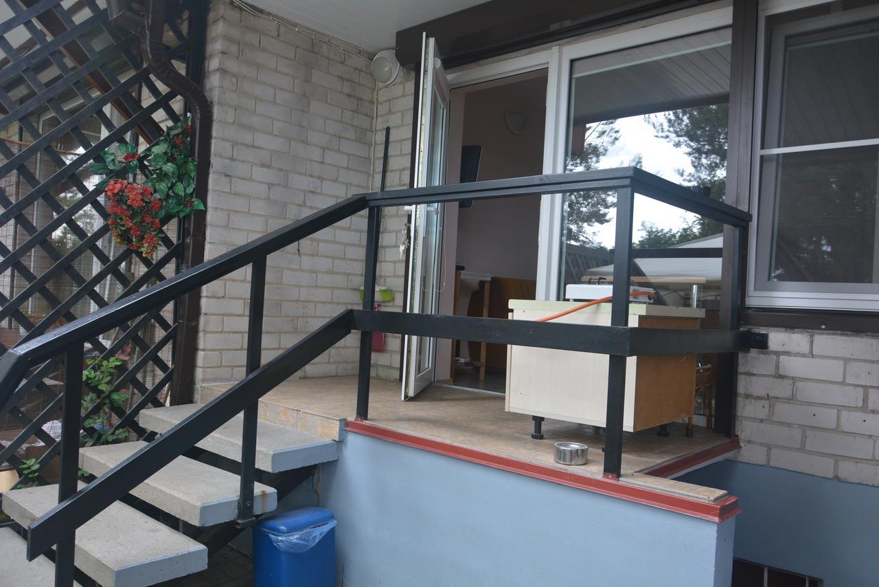 נידה Guesthouse "Nakvyne Pas Zveja" Purvynes Street מראה חיצוני תמונה